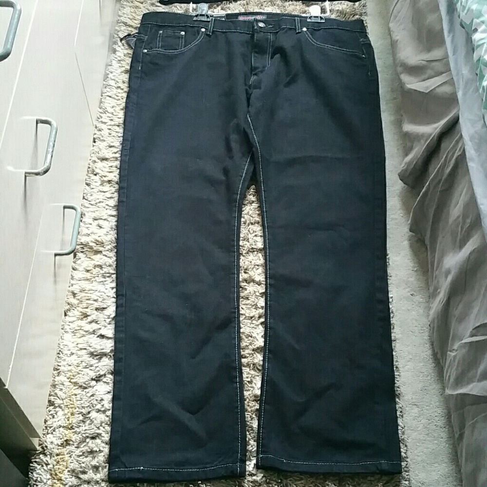 MEN'S STRAIGHT JEANS